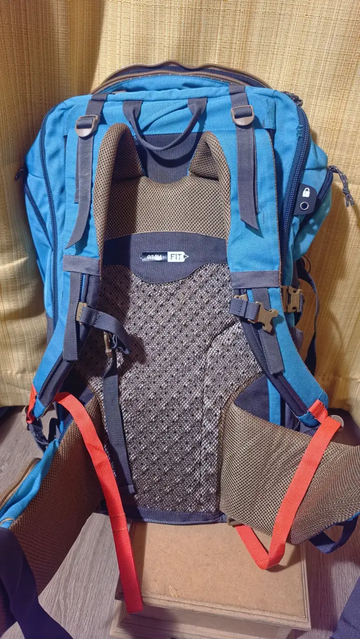 Mochila Quechua azul para trekking - 3