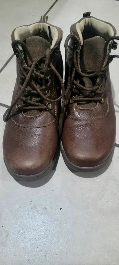 Botas de cuero marrón - miniatura 1