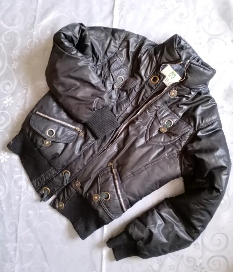 Chaqueta negra de invierno