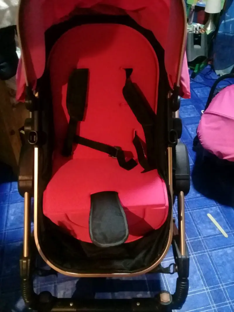 Coche rosado para bebe hasta 5 años - 1