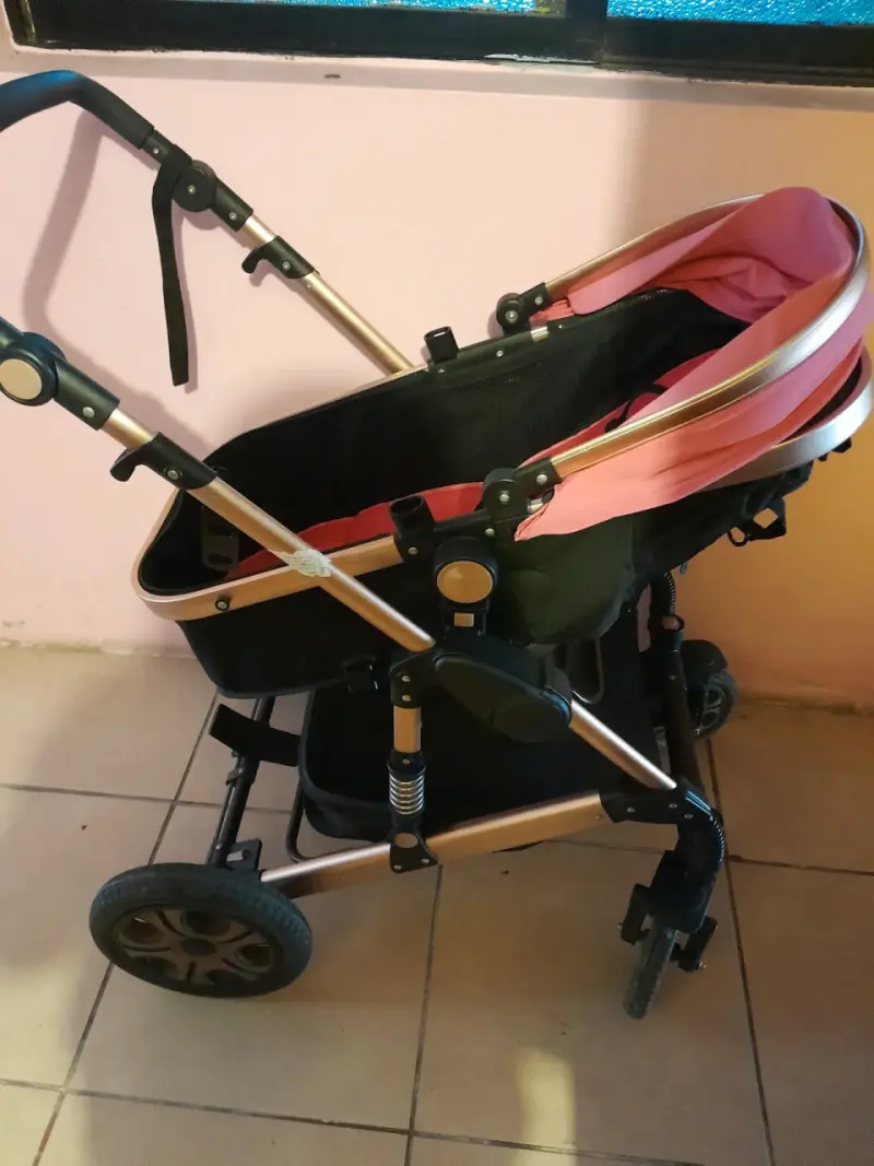 Coche rosado para bebe hasta 5 años - 5