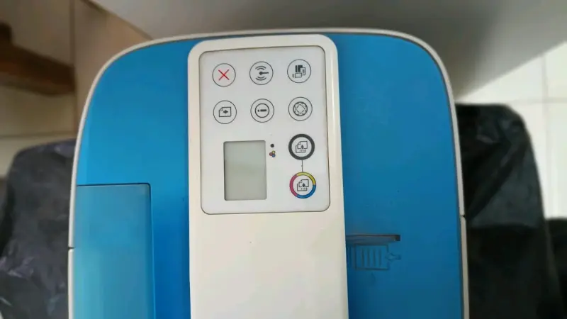 Impresora HP DeskJet Ink Advantage 3775 - 3