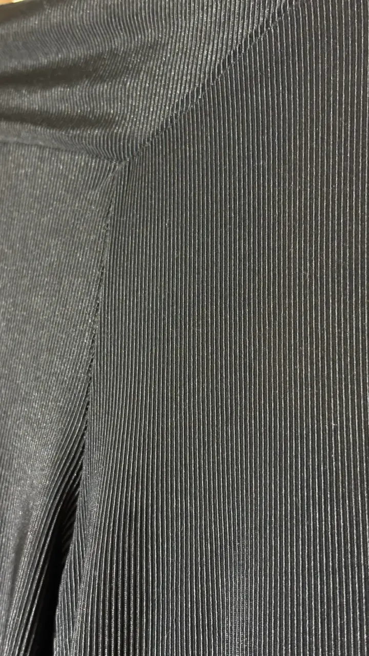 Pantalón acampanado negro - 2