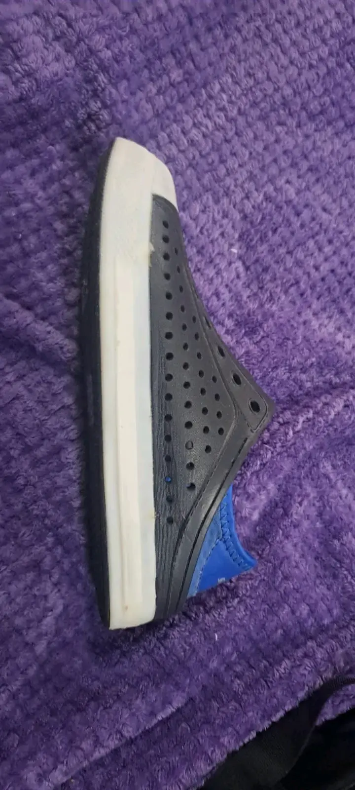 Zapatillas negras con punta blanca - 2