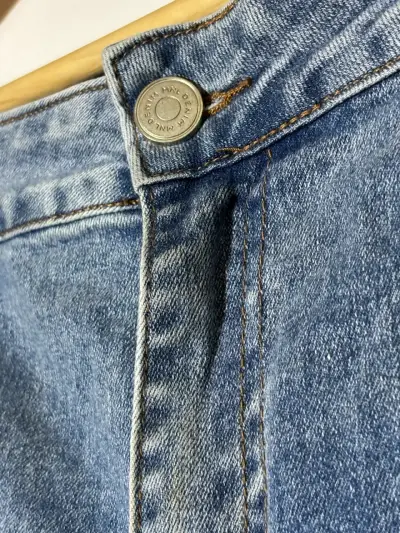 Jeans azul talle alto flare - miniatura 2