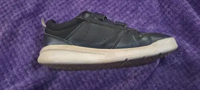 Zapatillas Adidas negras. - miniatura 2