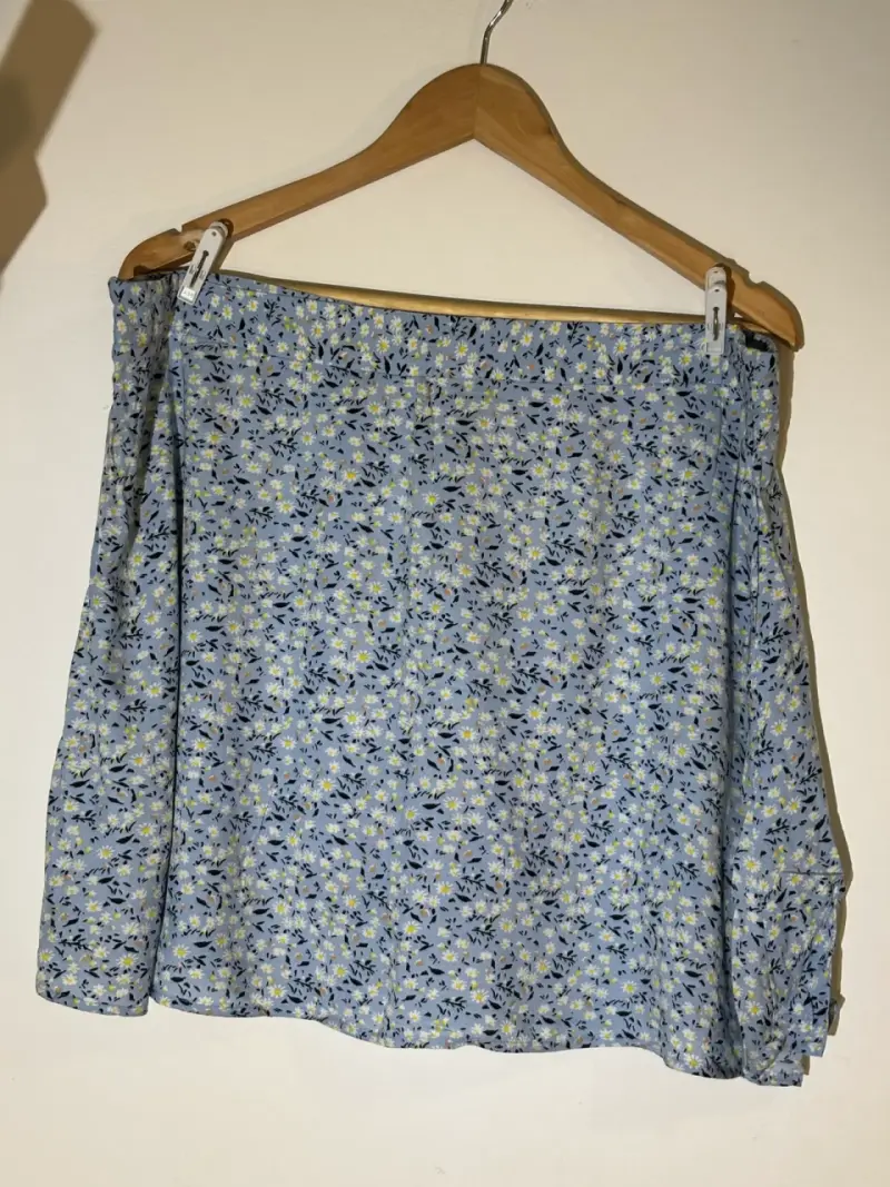 Falda short floral azul - 1