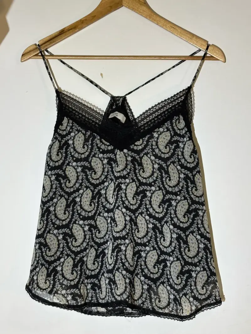 Blusa de encaje negra con estampado - 1