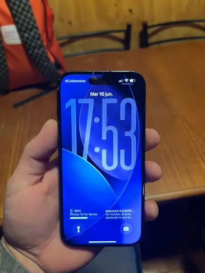 iPhone 15, 128 GB, 89% Batería - miniatura 4