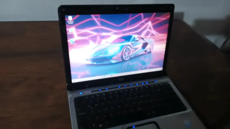 Laptop HP usada en buen estado - 3