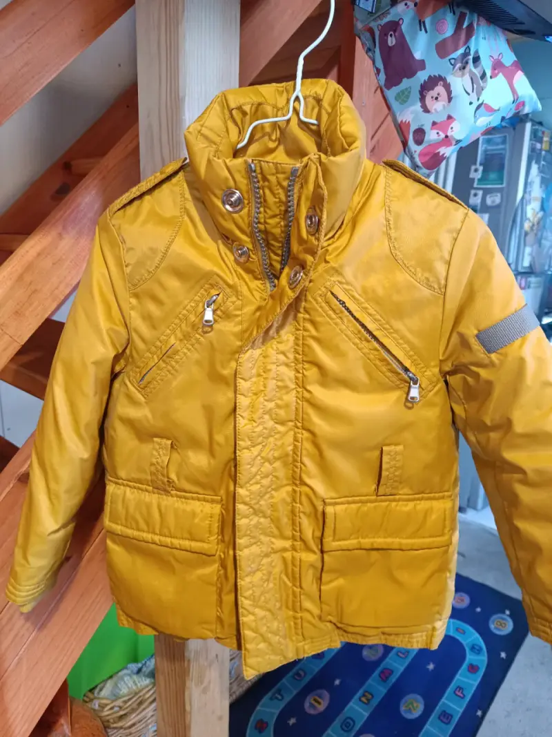 Chaqueta de niño verde acolchada - 4
