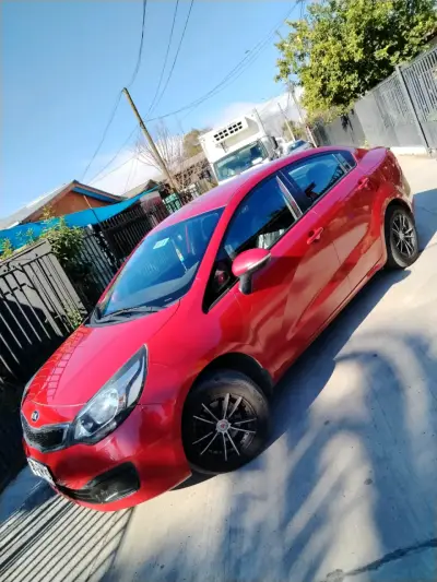 Kia río 4 año 2014 - miniatura 4