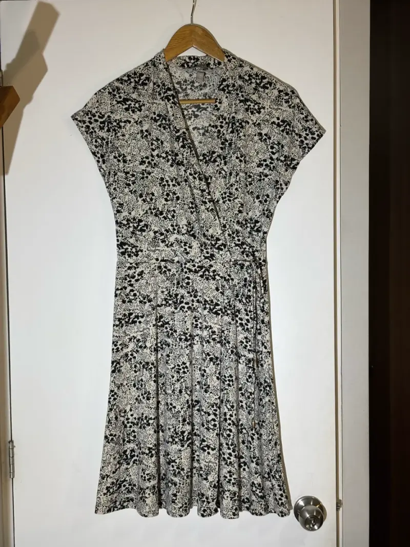 Vestido estampado blanco y negro - 1