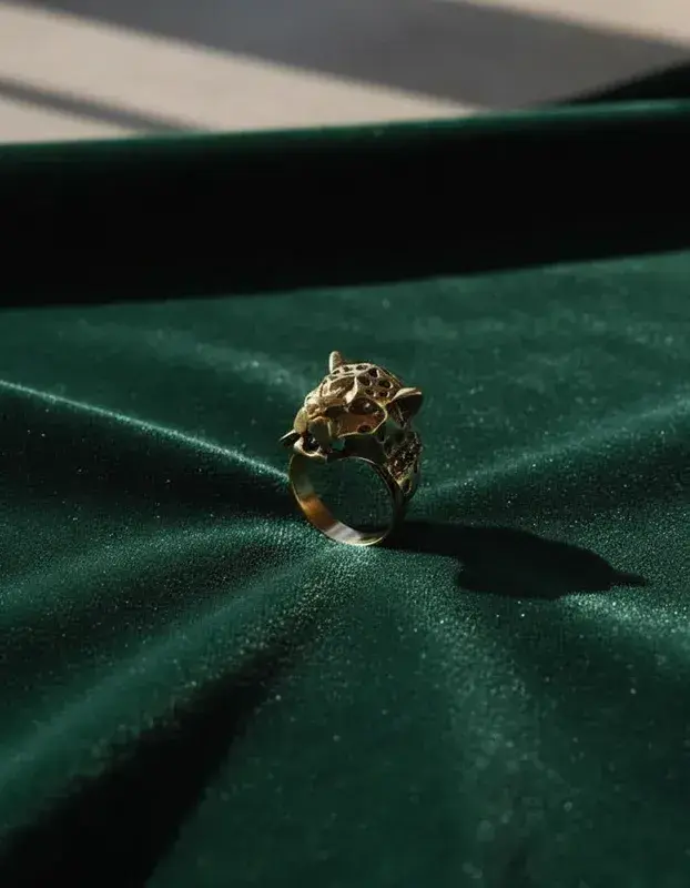 Anillo con diseño de jaguar - 2