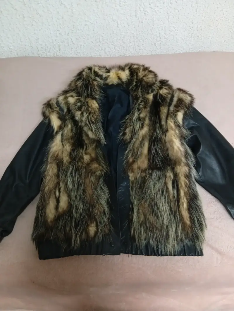 Chaqueta de cuero con piel sintética - 1
