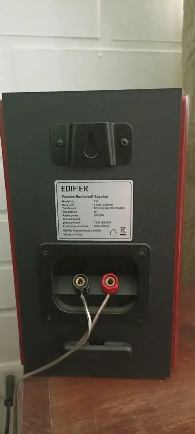 Parlante Edifier madera y negro - miniatura 2