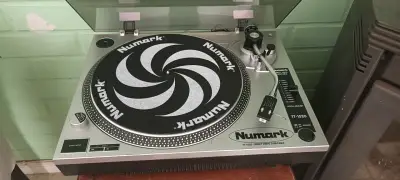 Tornamesa Numark TT-1520 - miniatura 1