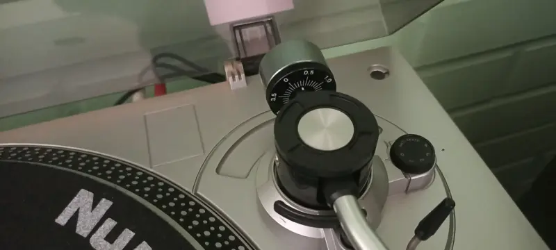 Tornamesa Numark TT-1520 - 3