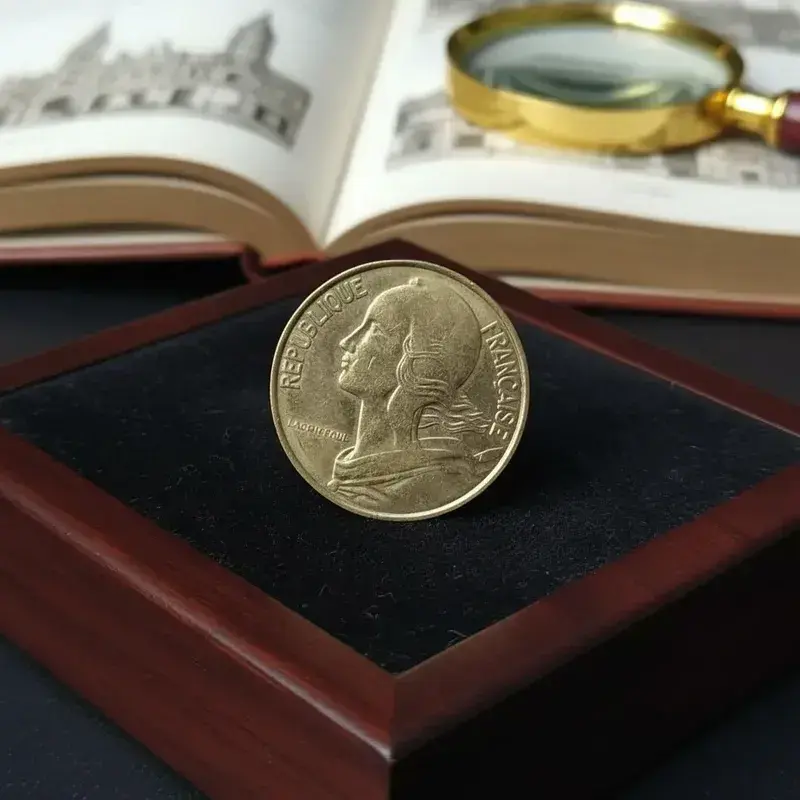 Moneda antigua francesa 20 céntimos Año 1997 - 5