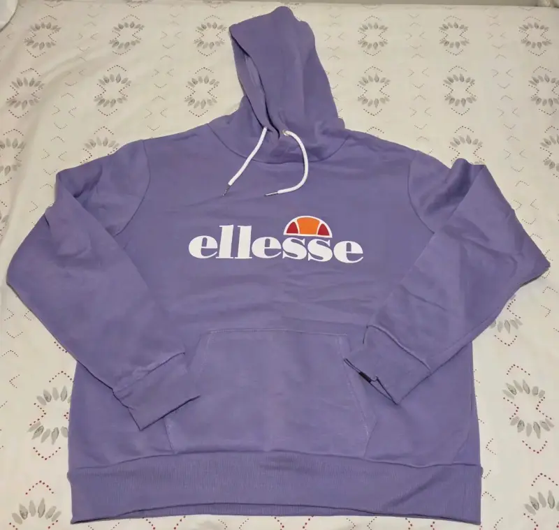 Polerón morado Ellesse con capucha