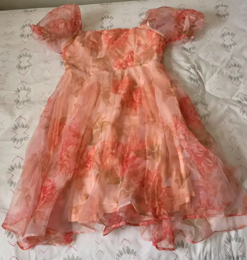 Vestido floral tonos rosados