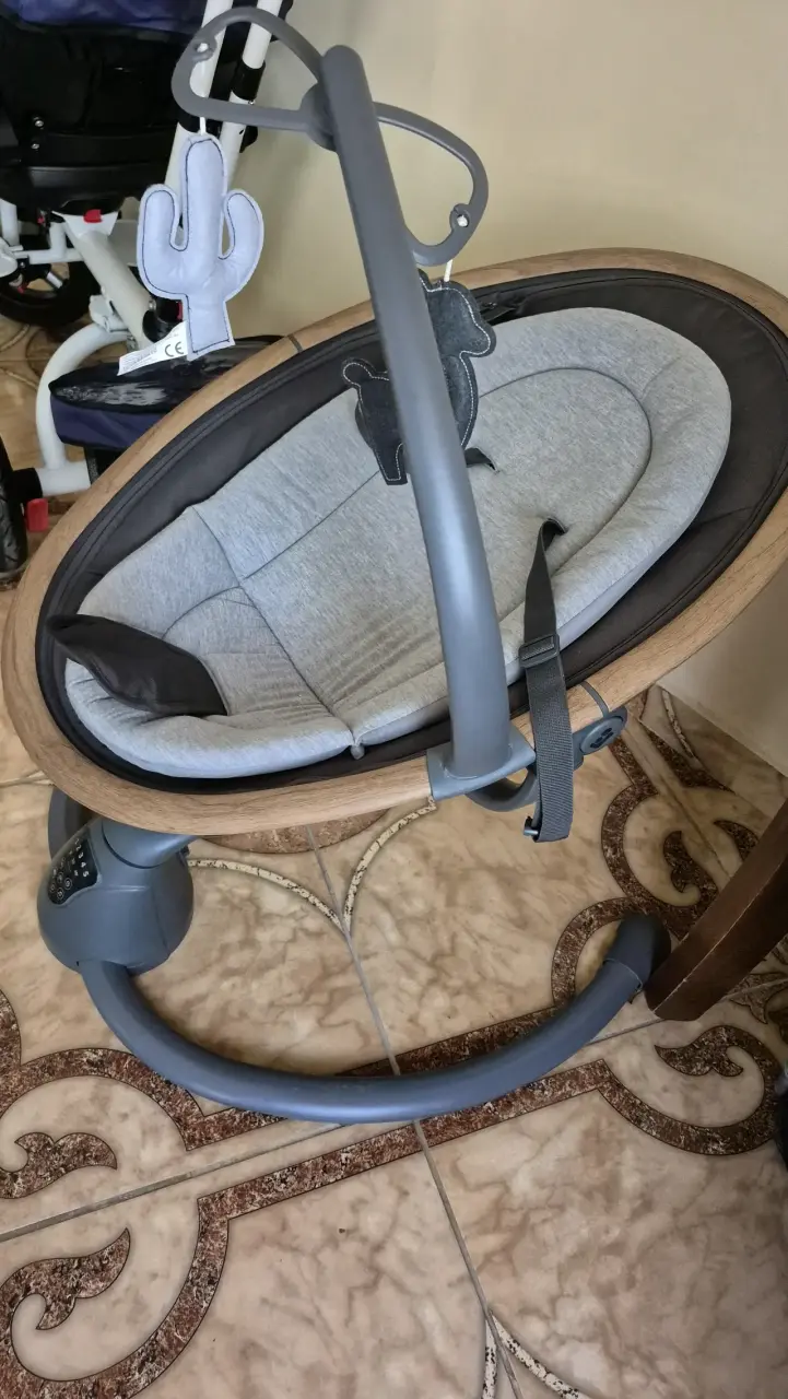 Silla mecedora para bebé - 1