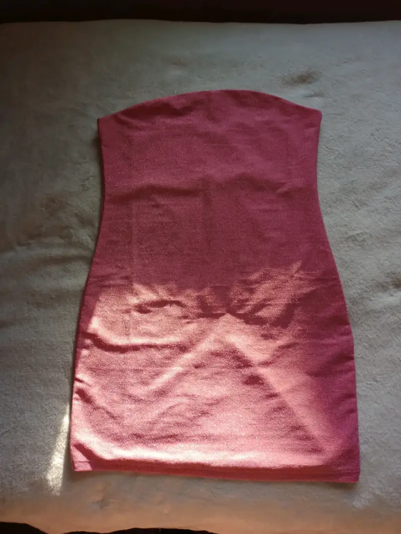 Vestido strapless rosado brillante - 1