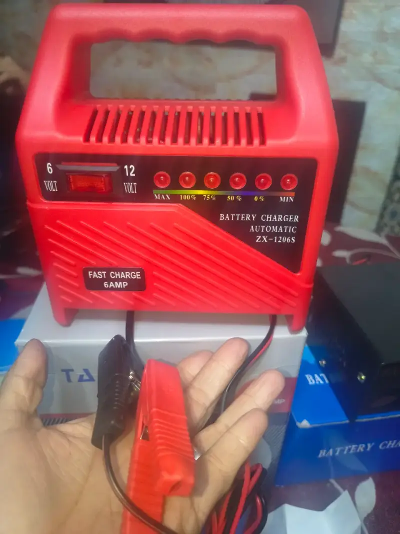 Cargador de baterías 6 AMP - 2