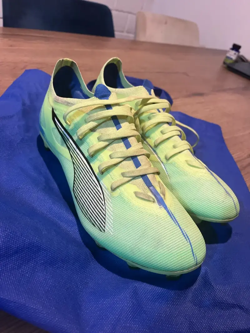 Botines de fútbol verde fluor - 2