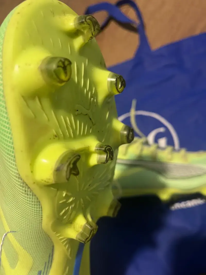 Botines de fútbol verde fluor - 4
