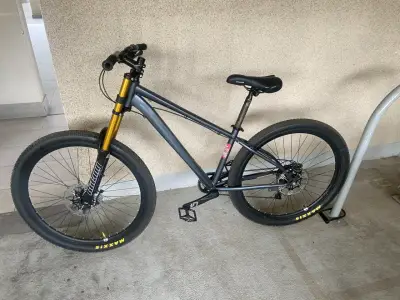 Bicicleta montaña negra Aro 29 Talla M - miniatura 1