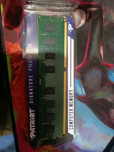 Memoria RAM Crucial 4GB DDR3 - miniatura 3