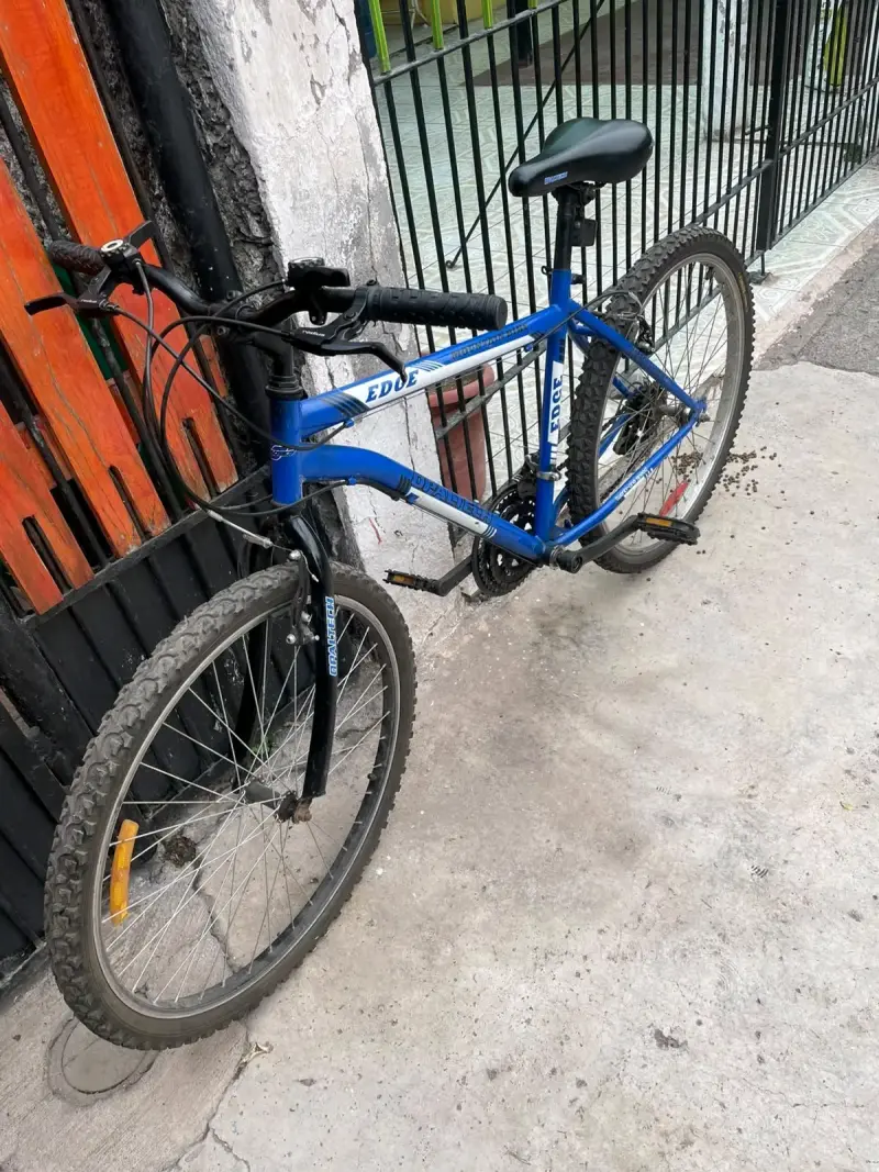 Bicicleta montaña azul EDGE - 2