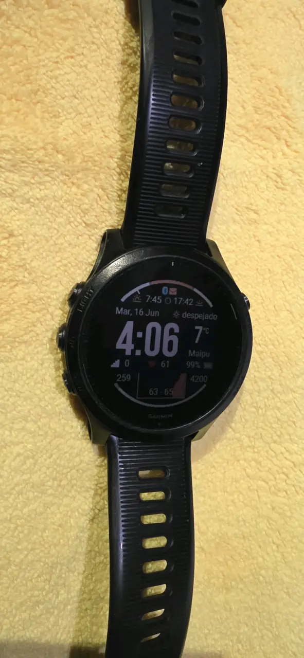 Reloj deportivo negro Garmin - 1