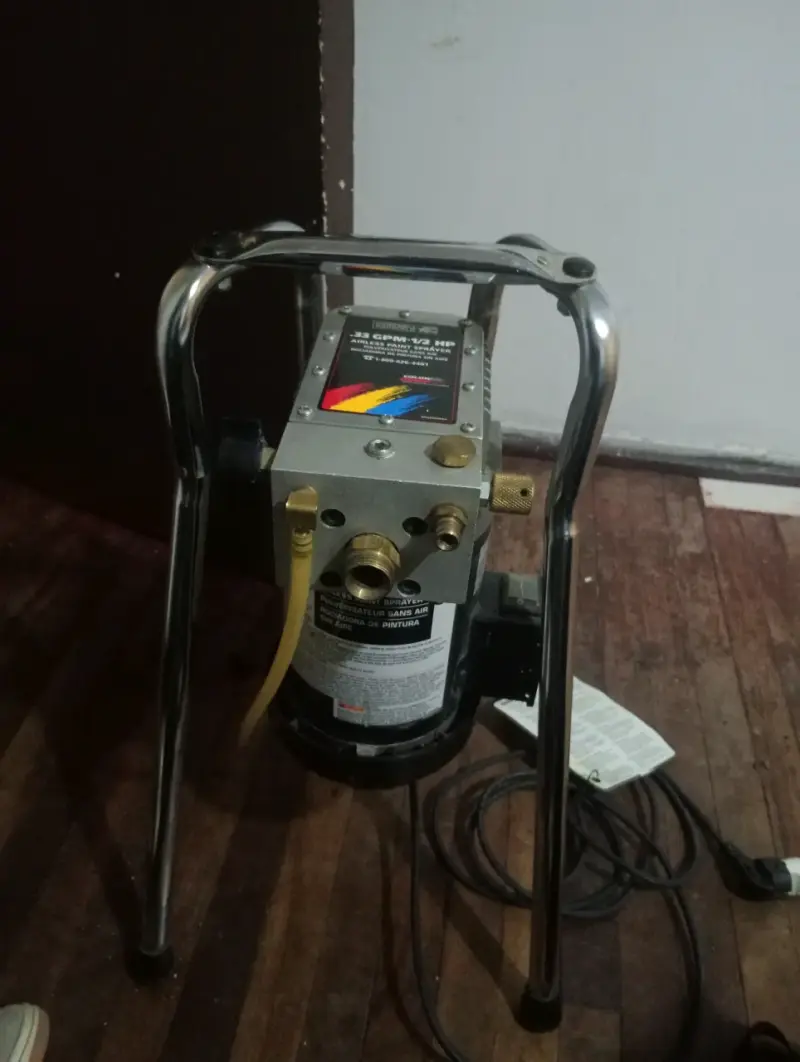 Equipo de pintura airless usado - 5