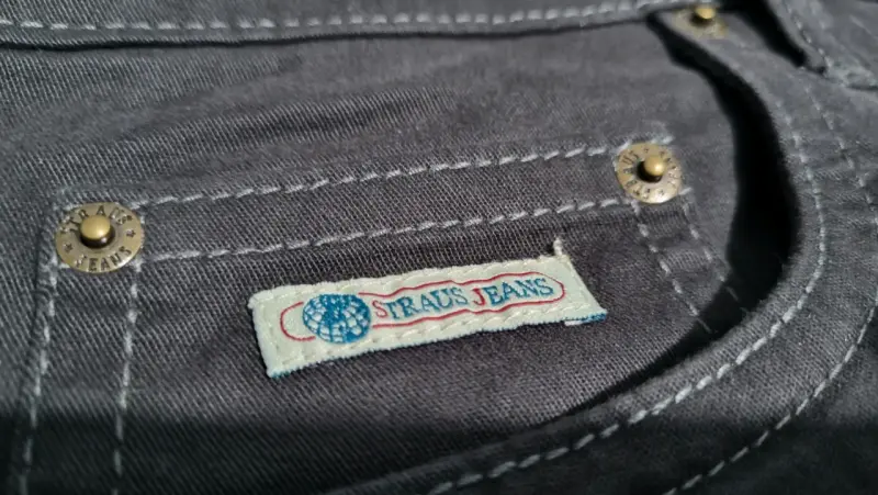 Jeans gris oscuros Strauss - 2