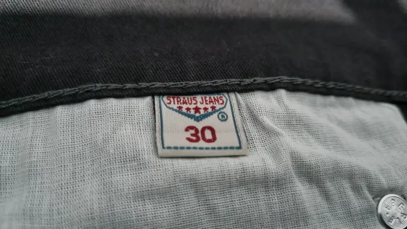 Jeans gris oscuros Strauss - 6