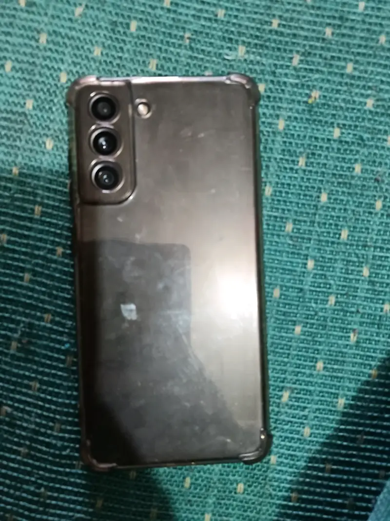 Samsung S21 FE 5G - 1