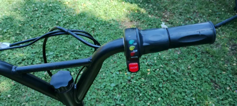 Scooter eléctrico UberScoot S300 - 6