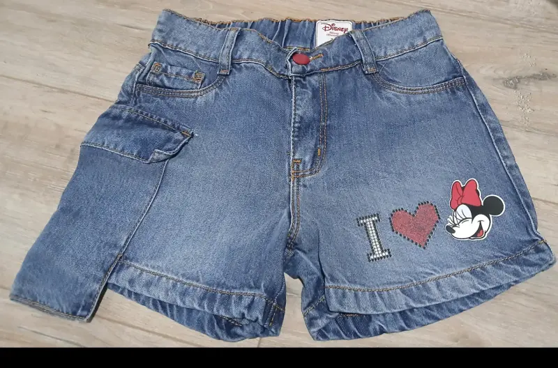 Shorts de mezclilla Disney Minnie