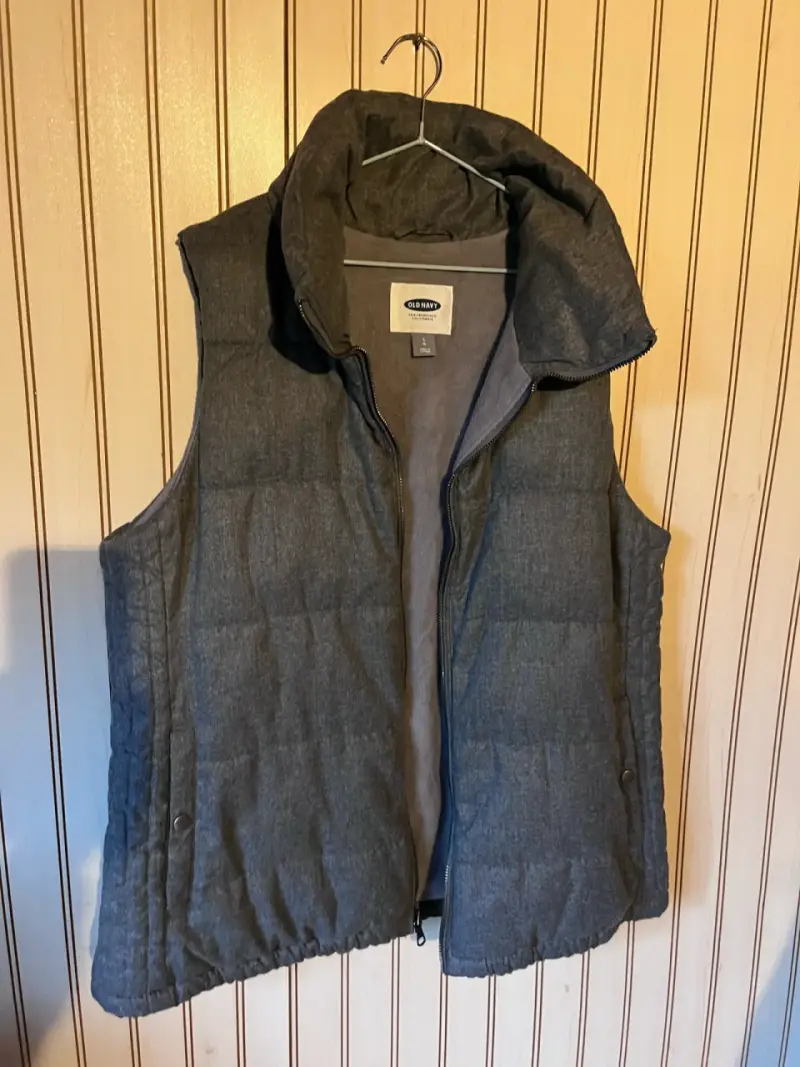 Chaleco sin mangas gris Old Navy - 1