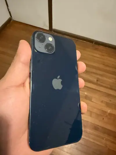 iPhone azul con doble cámara - miniatura 1