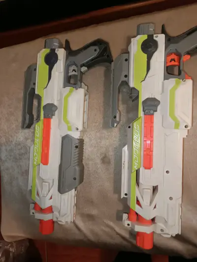 Pistolas de juguete Nerf - miniatura 1