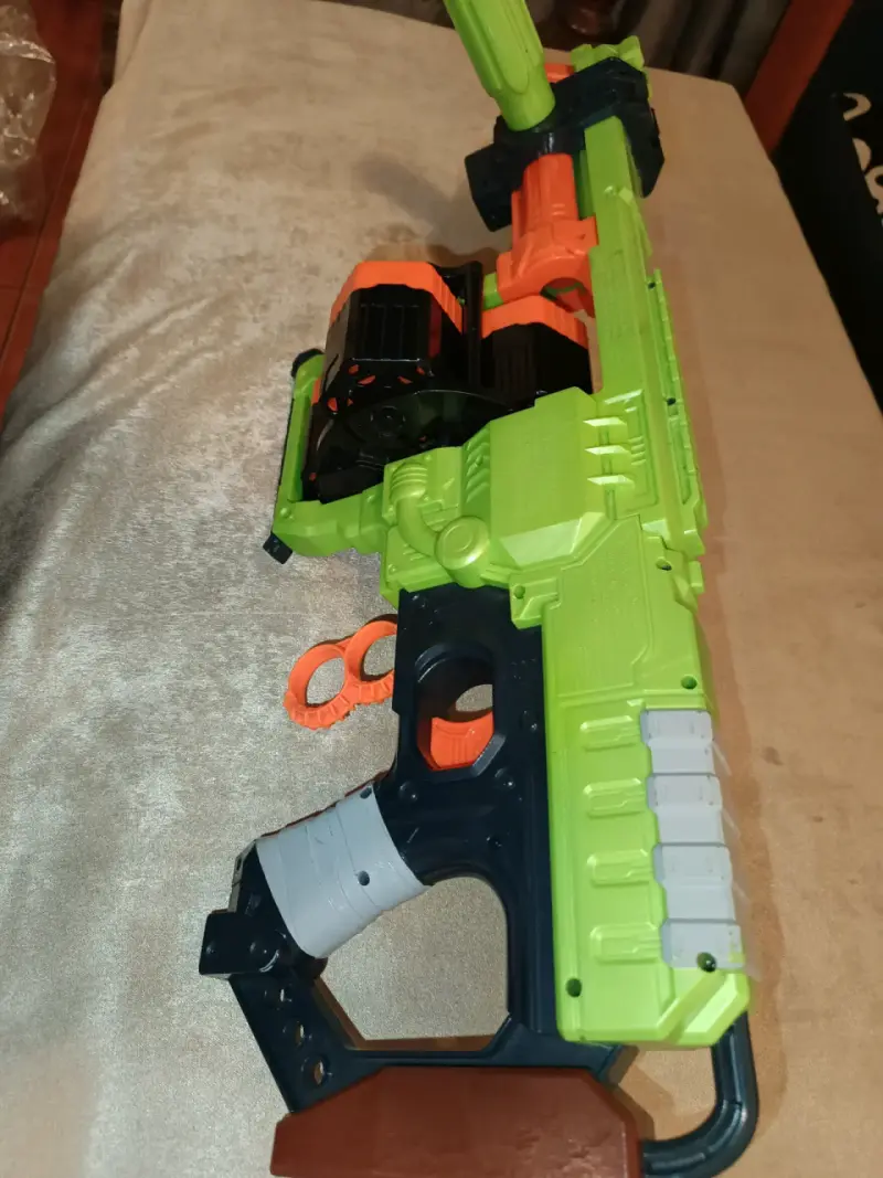 Lanzador Nerf Doomlands Dominator - 3