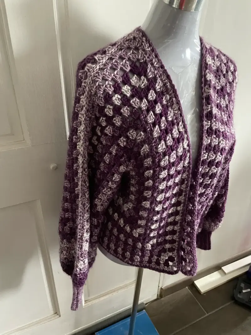 Cardigan tejido morado - 1
