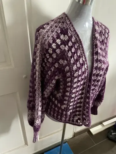 Cardigan tejido morado - miniatura 1