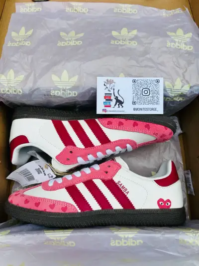 Zapatillas Adidas blancas y rojas - miniatura 3