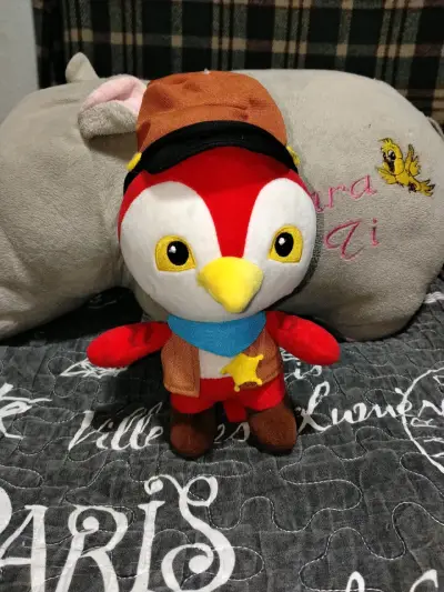 Peluche pájaro con sombrero - miniatura 1