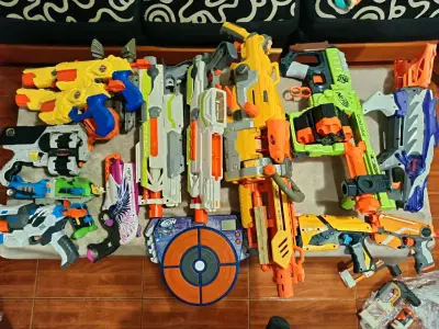 Lote de lanzadores Nerf usados - miniatura 1