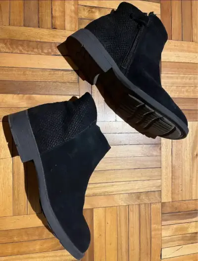 Botines negros de gamuza - miniatura 2